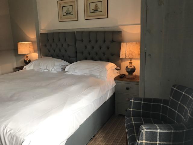 Lulworth Guest house 4*