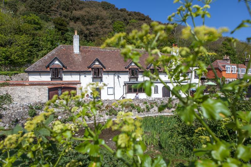 Lulworth 4* Lulworth Cove