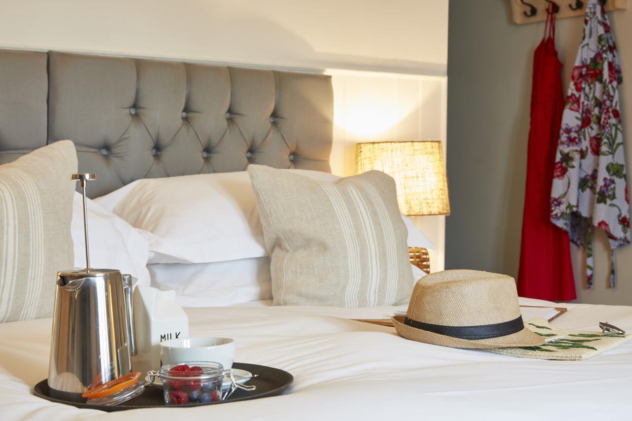 Lulworth Guest house 4*
